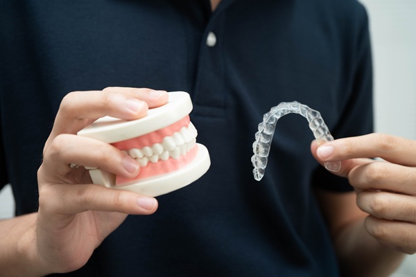 How Invisalign® Clear Aligners Straighten Teeth